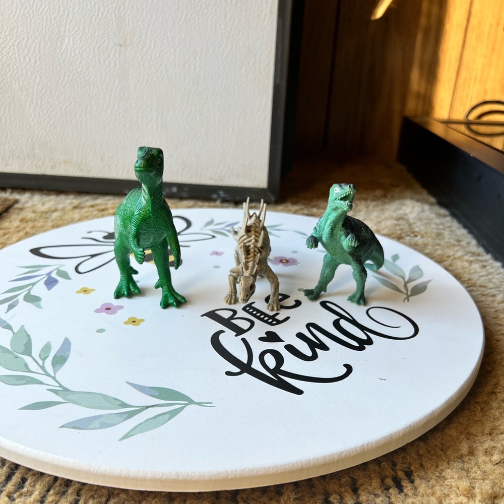 🦕Set of 3 plastic dinosaurs 🦕